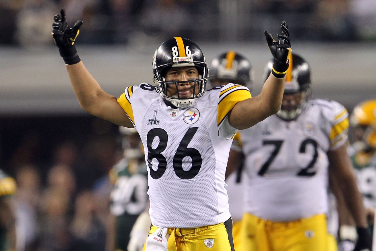 Hines Ward #86 of the Pittsburgh Steelers reacts after a play in the second half against the Green Bay Packers during Super Bowl XLV at Cowboys Stadium on February 6, 2011 in Arlington, Texas.