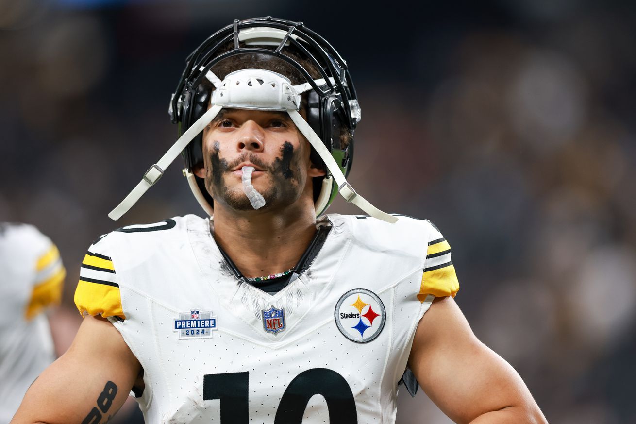 Steelers wide receiver Roman Wilson (10) walks off the field after a NFL game between the Pittsburgh Steelers a d the Las Vegas Raiders on October 13, 2024, at Allegiant Stadium in Las Vegas, NV.