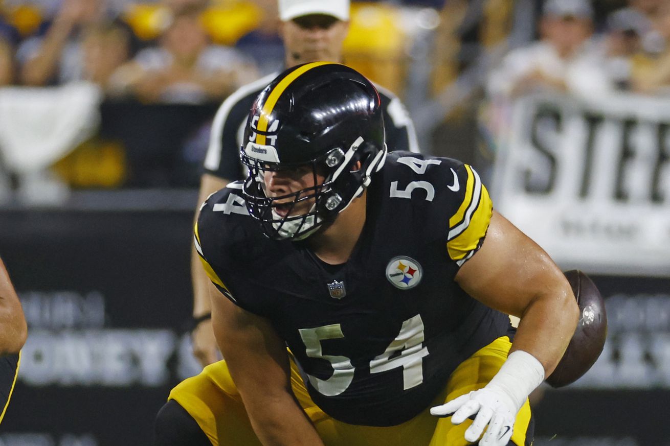 Zach Frazier #54 of the Pittsburgh Steelers in action against the Dallas Cowboys during the game on October 6, 2024 at Acrisure Stadium in Pittsburgh, Pennsylvania.