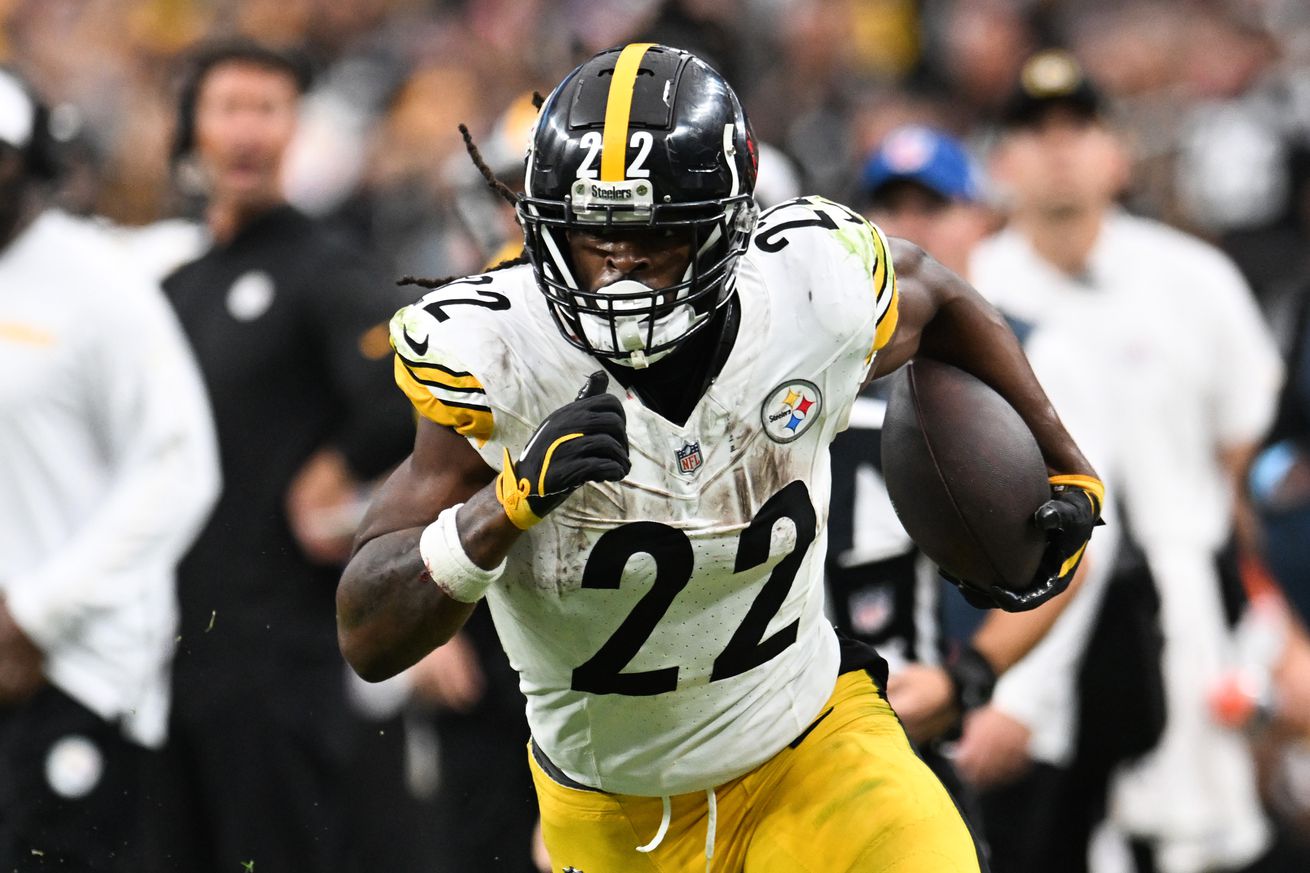 Najee Harris #22 of the Pittsburgh Steelers runs the ball up the field in the third quarter of a game against the Las Vegas Raiders at Allegiant Stadium on October 13, 2024 in Las Vegas, Nevada.