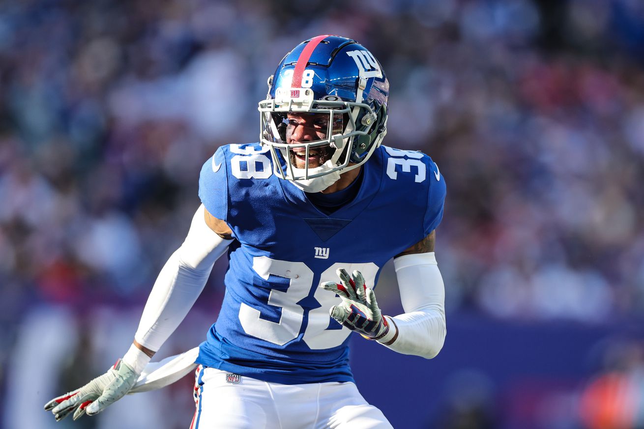 New York Giants cornerback Zyon Gilbert (38) drops back in defense during the first half against the Indianapolis Colts at MetLife Stadium.&nbsp;