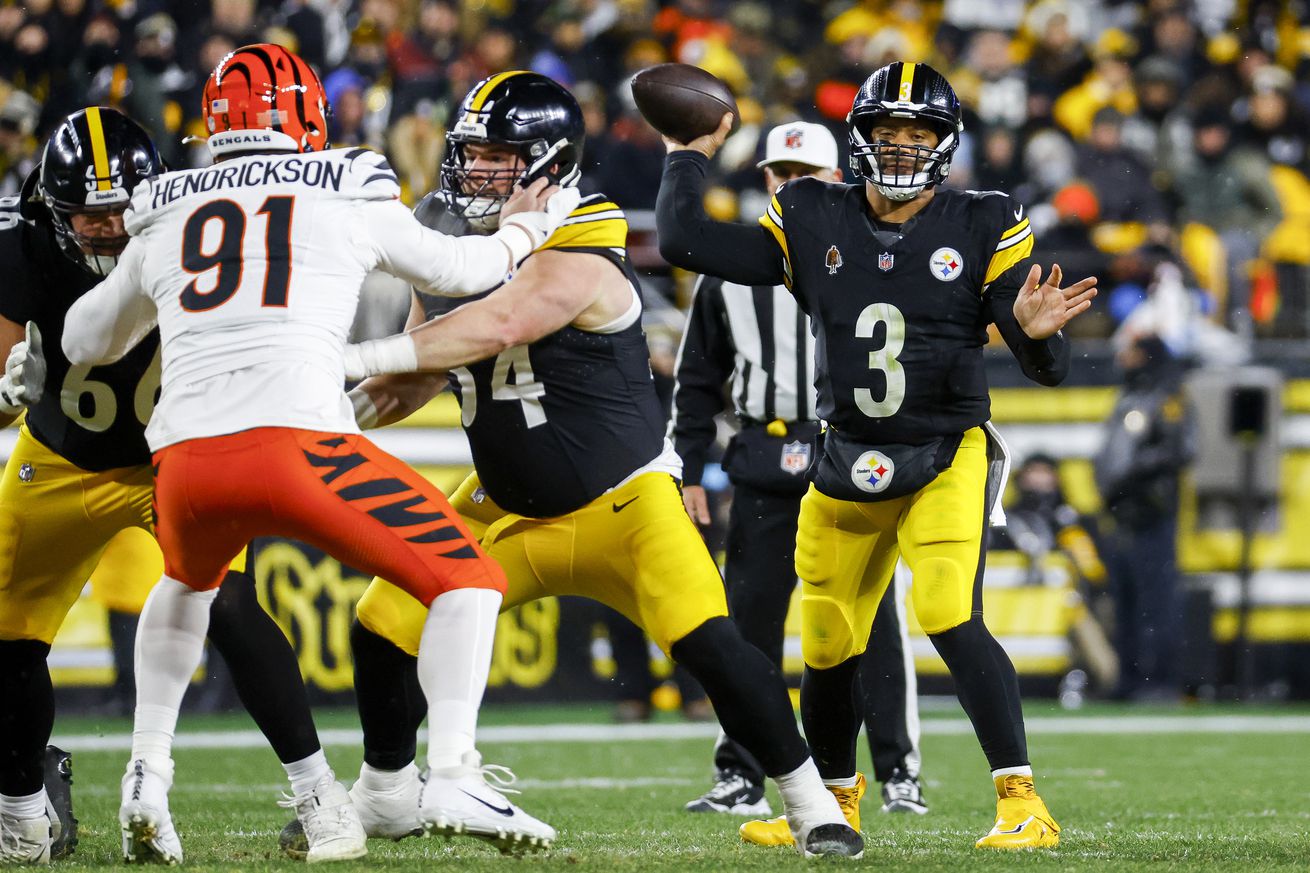 Russell Wilson #3 of the Pittsburgh Steelers throws a pass in the second quarter of a game against the Cincinnati Bengals at Acrisure Stadium on January 04, 2025 in Pittsburgh, Pennsylvania.