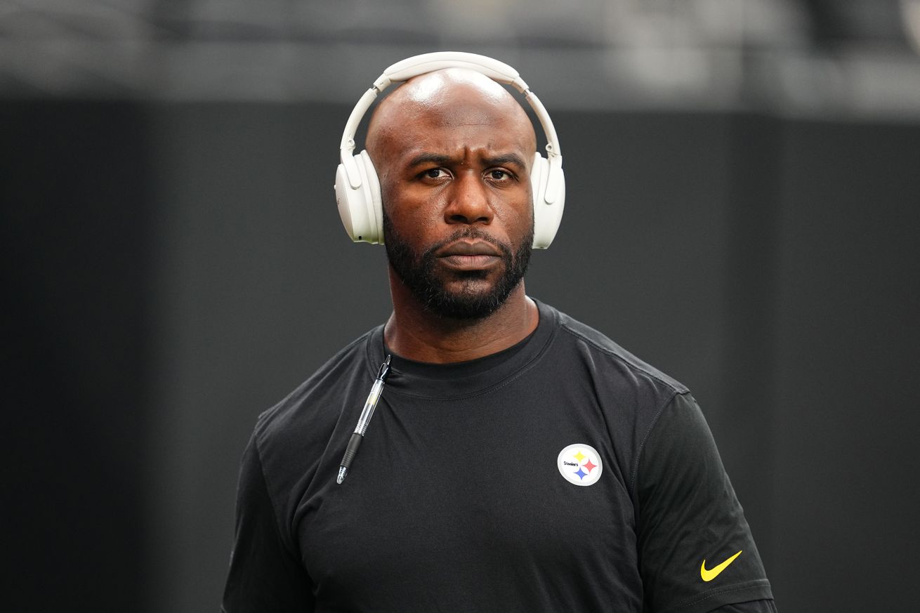 Pittsburgh Steelers Assistant Defensive Backs coach Gerald Alexander looks on before a game against the Las Vegas Raiders at Allegiant Stadium on September 24, 2023 in Las Vegas, Nevada.