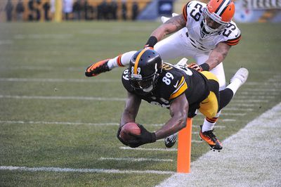 Cleveland Browns v Pittsburgh Steelers