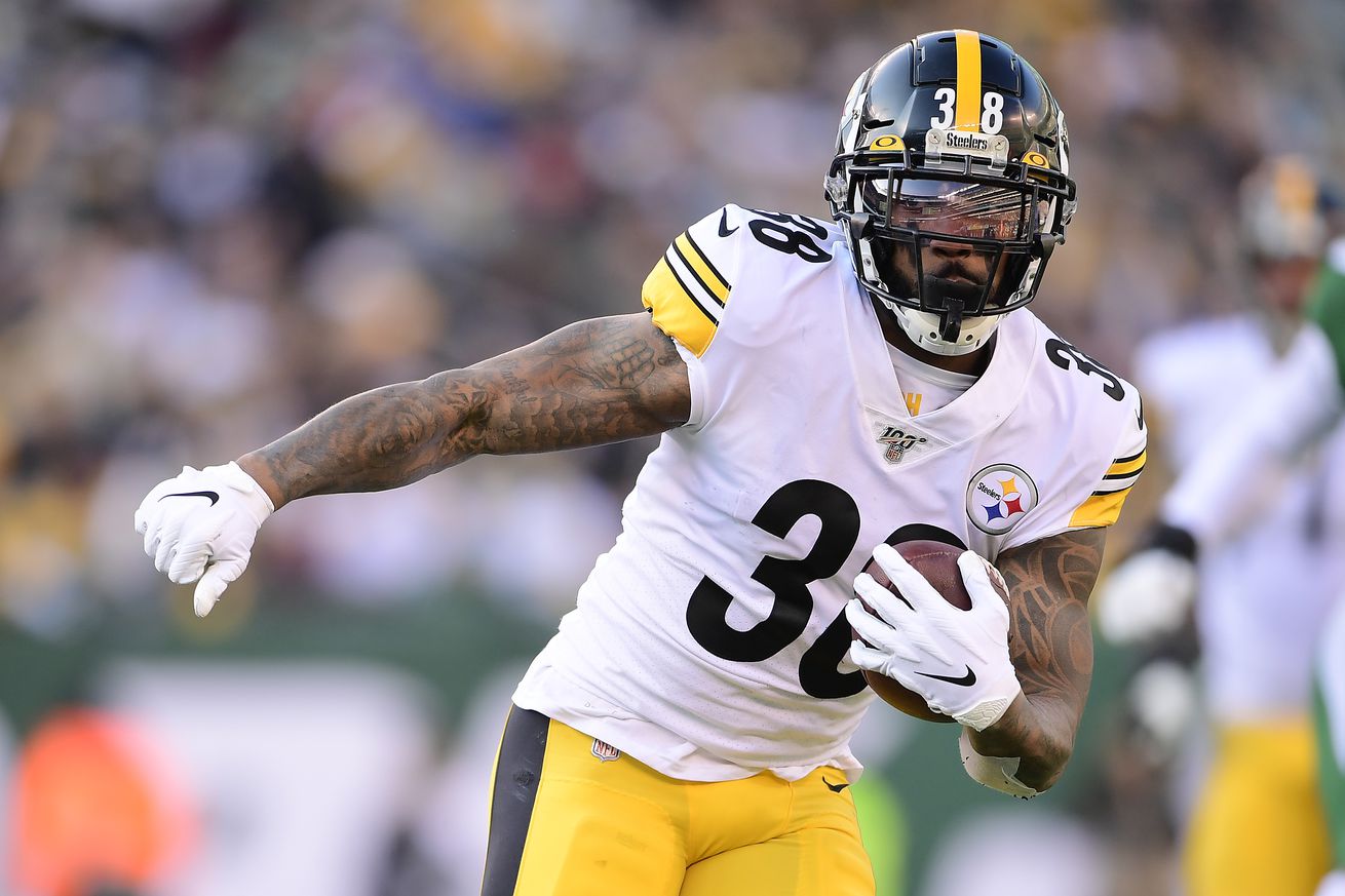 Pittsburgh Steelers v New York Jets