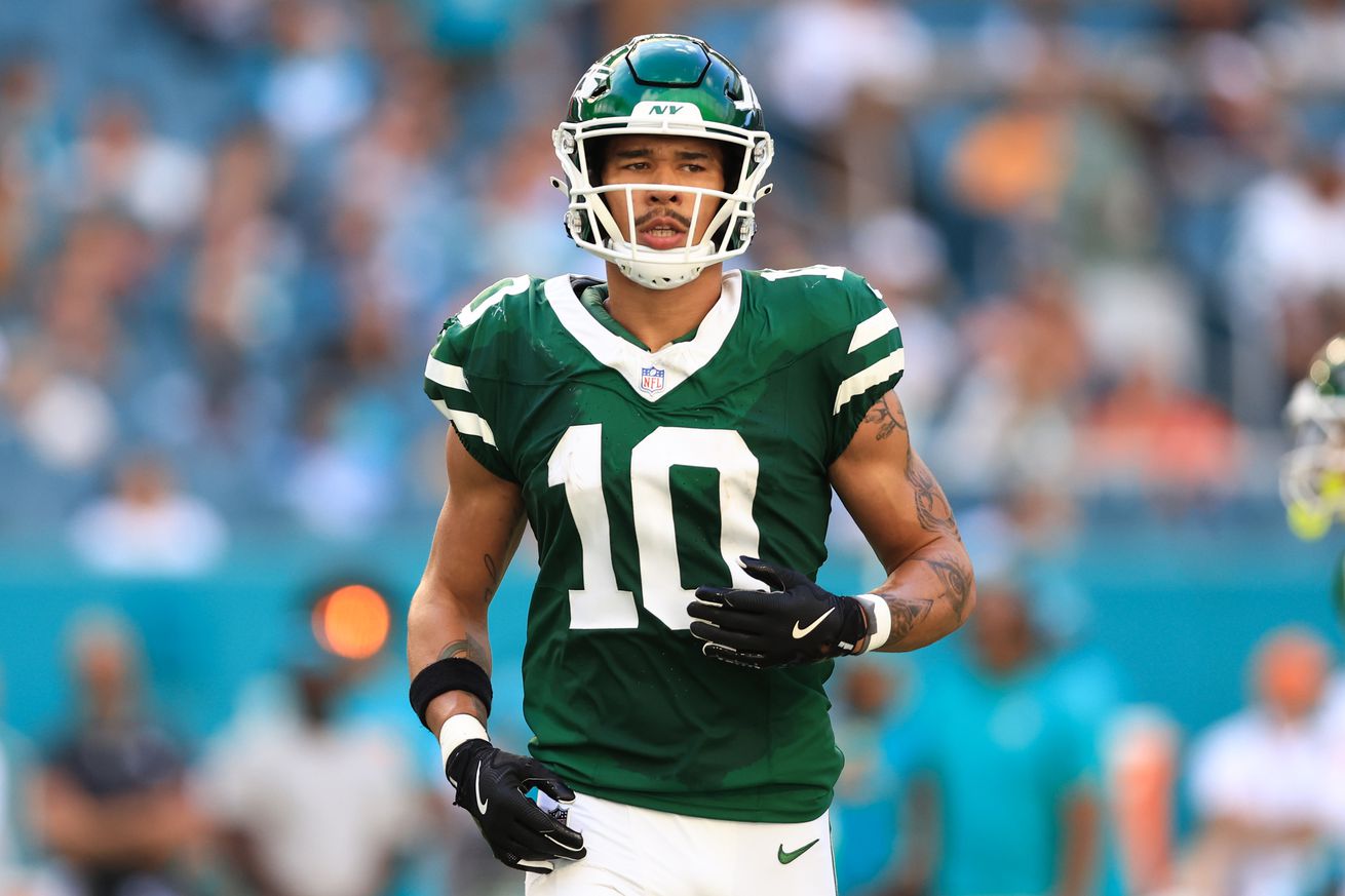 New York Jets v Miami Dolphins