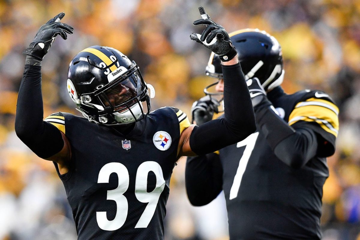 Cap and contract details: Steelers trade Minkah Fitzpatrick, add Jalen Ramsey and Jonnu Smith