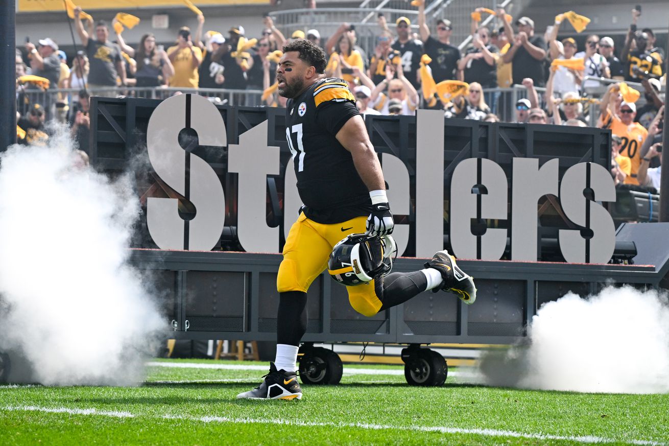 NFL: Los Angeles Chargers at Pittsburgh Steelers
