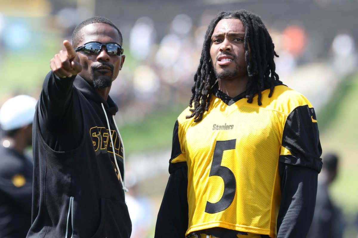 Steelers TE Jonnu Smith defends ‘misunderstood’ teammate Jalen Ramsey